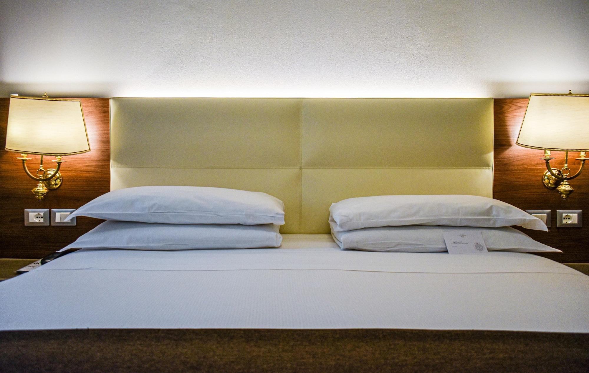 Romana Residencia Hotel 4*